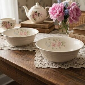 Pfaltzgraff Tea Rose Round Vegetable Serving Bowls USA Set of 2 Vintage *